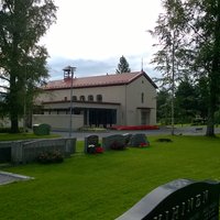 Huutijärven kappeli ja hautausmaata.